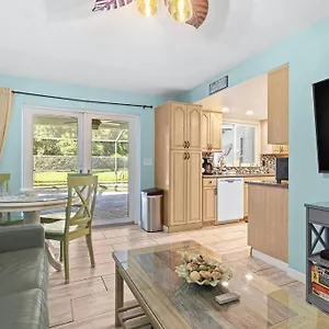 Perfect For Family Gatherings With A Heated Pool! - Clearwater's Clear Choice Holiday home
